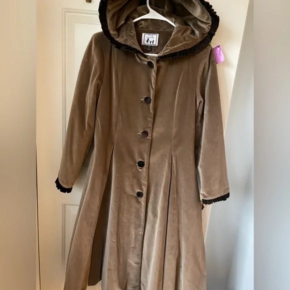 Trilogi collection the ball velvet girls hooded hooded coat jacket / cream/tan - Picture 1 of 3
